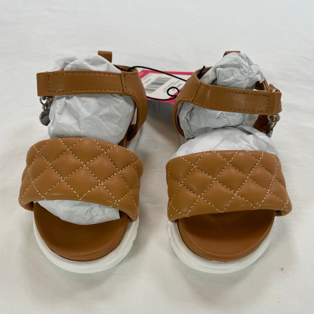 Vince Camuto Girl's Quilted Tan Charm Sandals Size 6 NWT - Picture 5 of 6